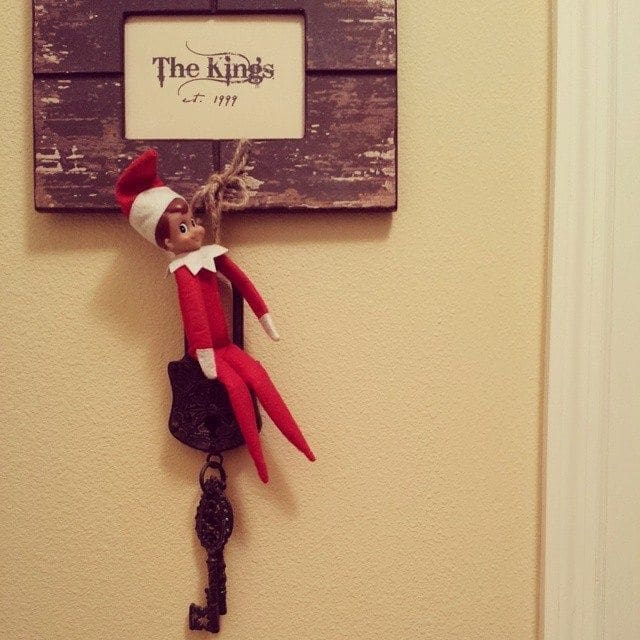 elf-on-a-shelf-4