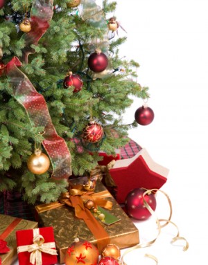 christmas-tree-with-gifts